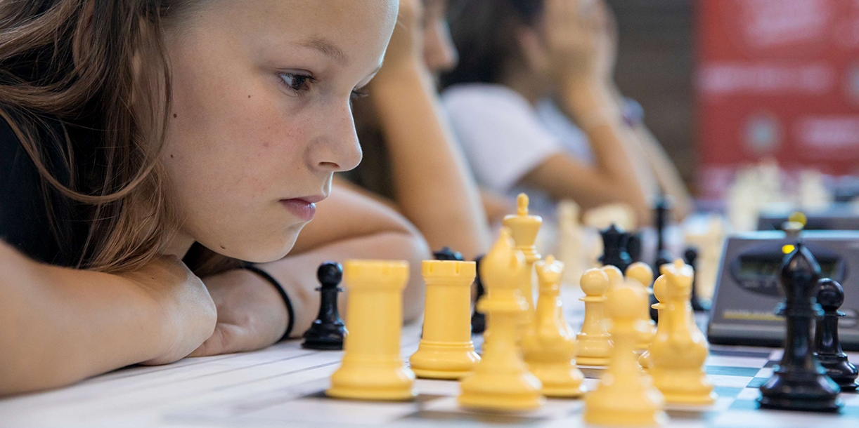 VIDEO În câte mutări se poate da cel mai rapid șah-mat