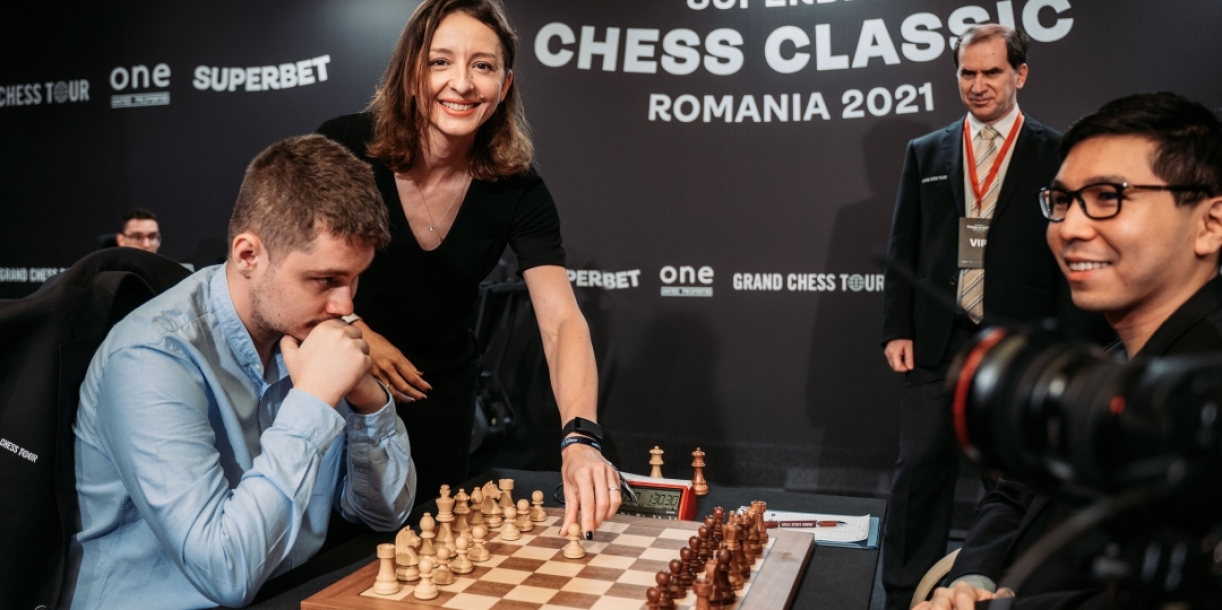 Se încinge lupta la vârful clasamentului Superbet Chess Classic Romania 2021