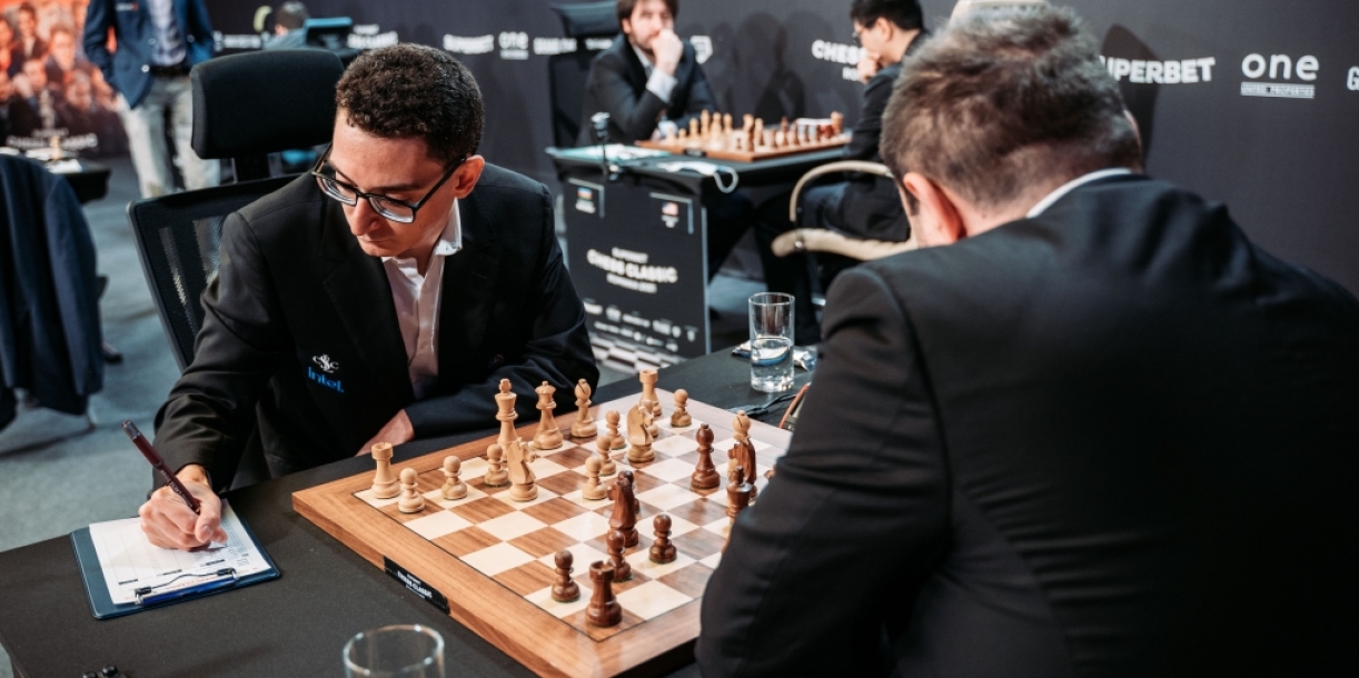 Shakhriyar Mamedyarov reușește a treia victorie consecutivă și devine liderul detașat la Superbet Chess Classic